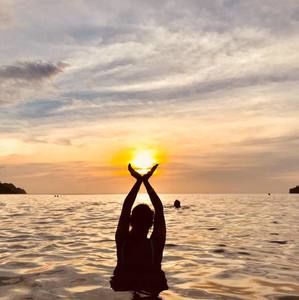 Meet your Posher, Anairis